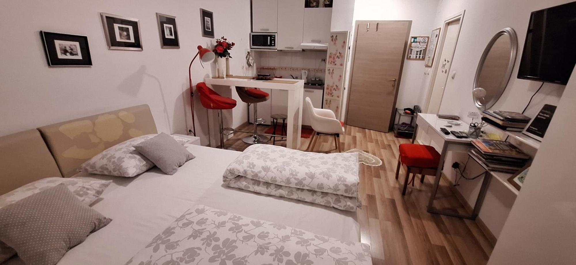 Klara Studio Apartman Split Buitenkant foto