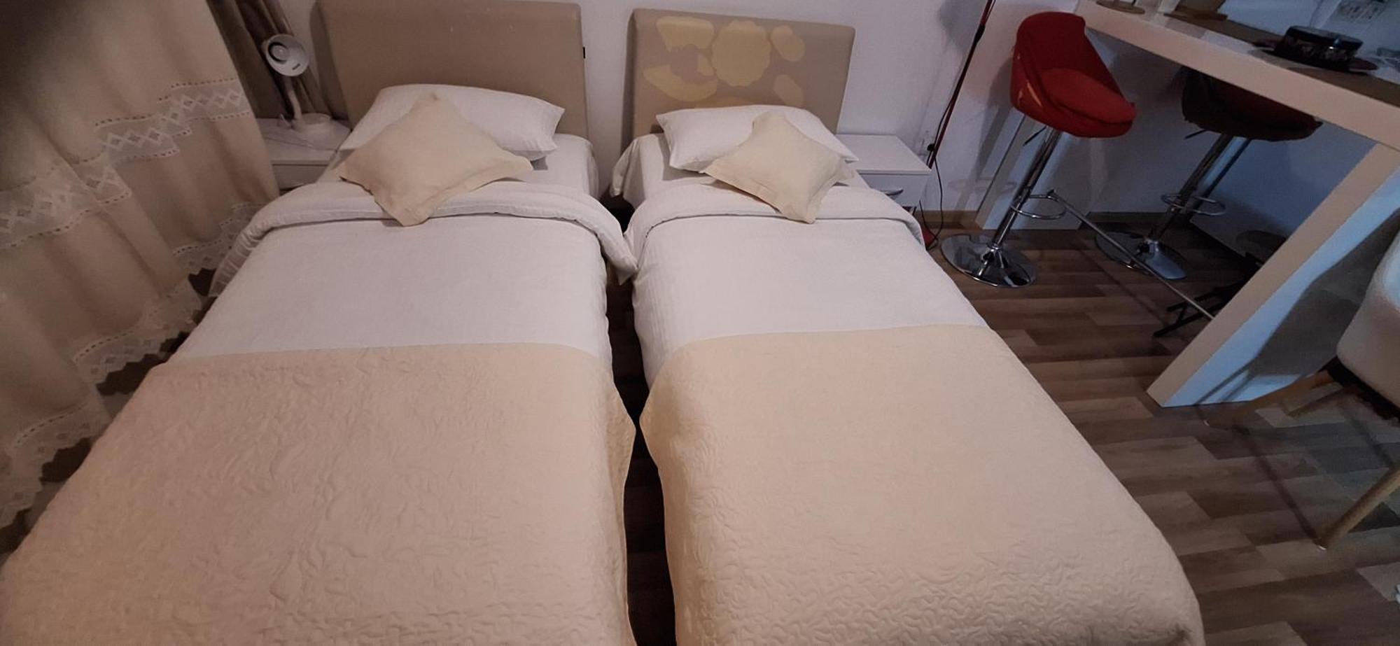 Klara Studio Apartman Split Buitenkant foto